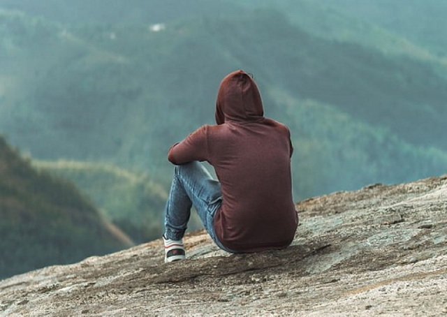 Comment réussir à oublier un amour impossible ?