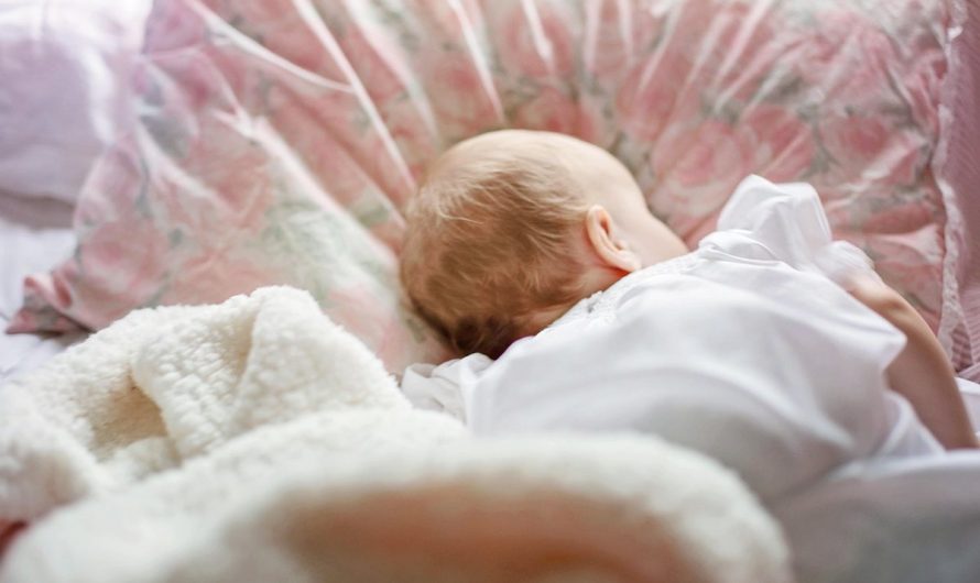 enfant hurle après coucher : terreur nocturne ou cauchemar ?
