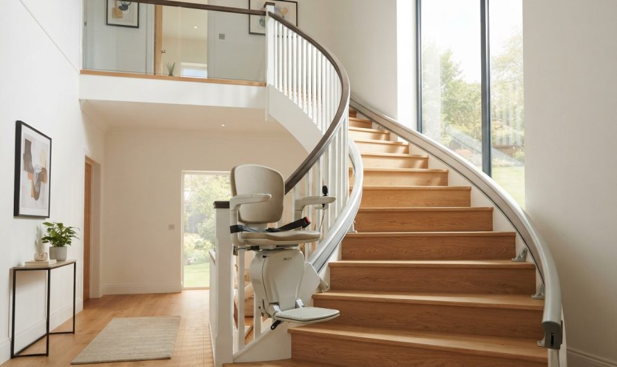 Monte-escalier à domicile : bien choisir pour adapter son logement